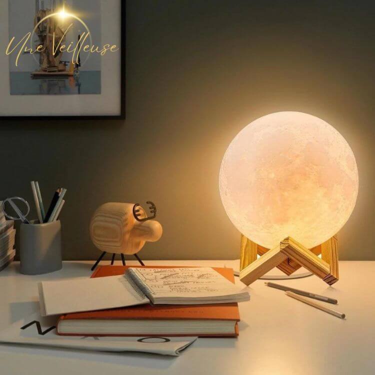 Design Nightstand Lamp - LunarLight™ Moon Lamp