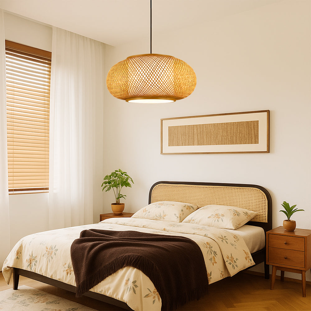 Bamboo Pendant Lamp with Natural Design