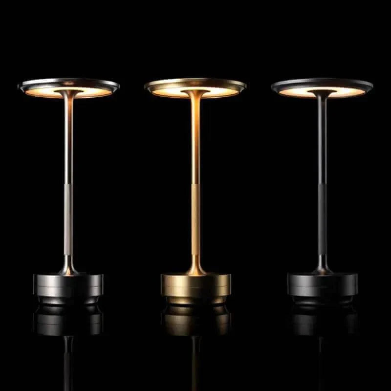 Stylish lamp that you can charge wirelessly!