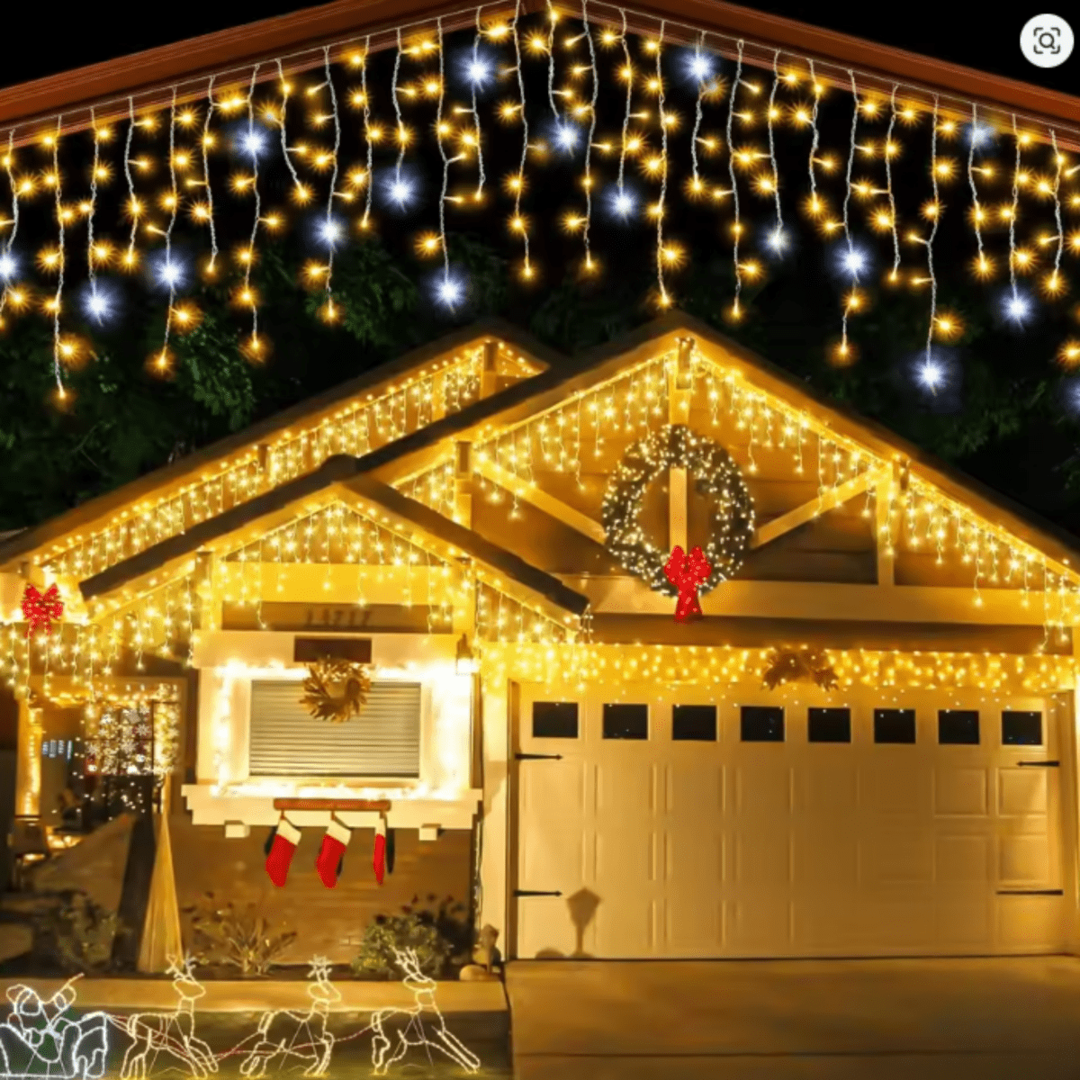 LUMICURTAIN – LED Garden Curtains for Sparkling Outdoor Ambiance