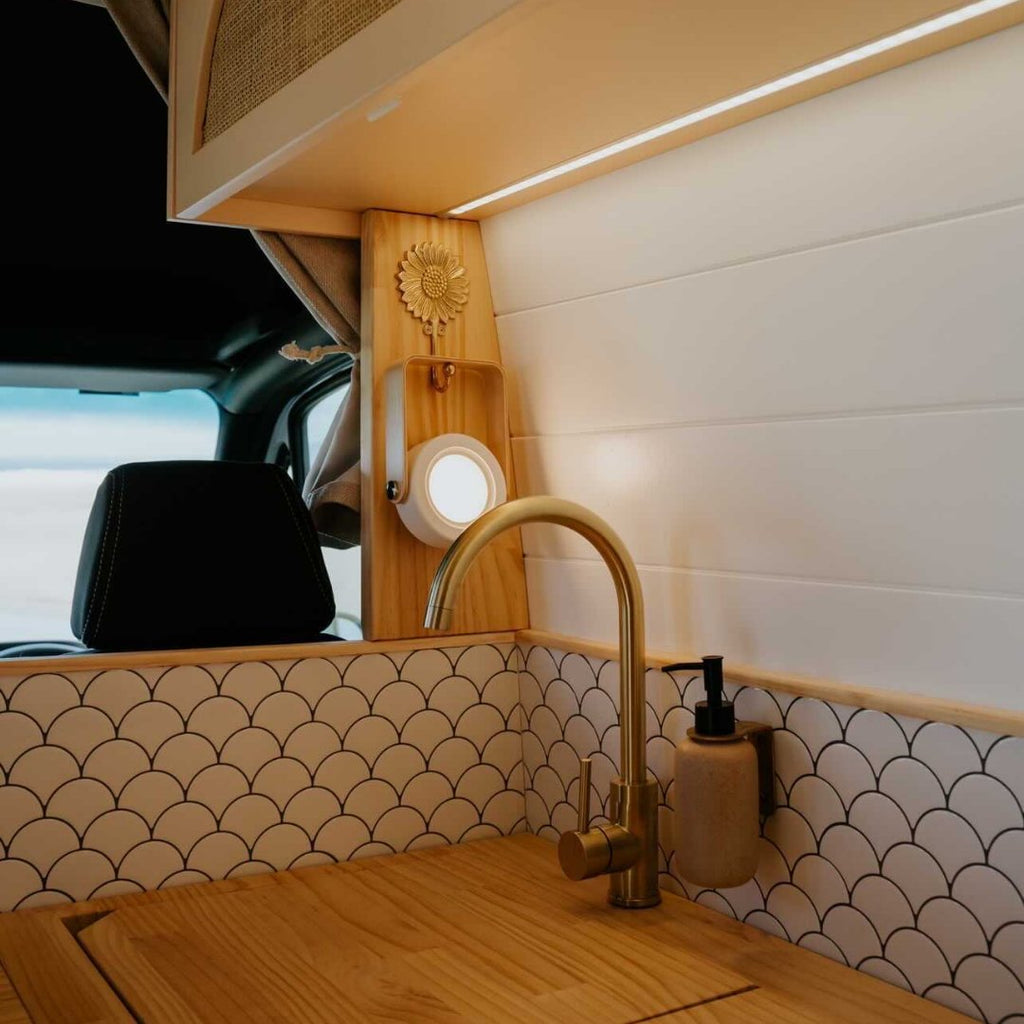 Modern multifunctional lamp