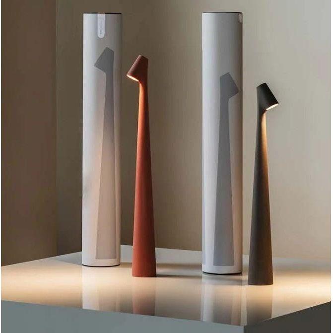Cordless rechargeable bedside lamp - No cable