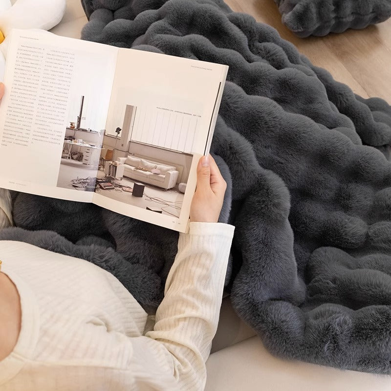 Luxe Anti-Slip Sofa Cover - SofaGuard Luxe