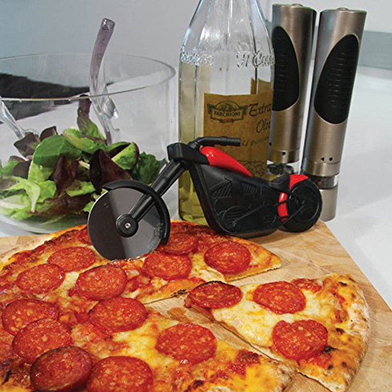 Luxe Pizza Cutter in Motorcycle Style - MotoSlice