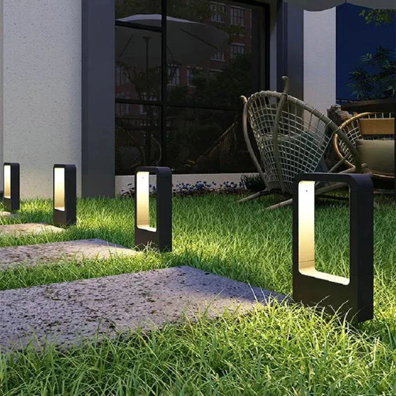 Elegant Aluminum Floor Lamp for a Luxurious Shine Outdoors