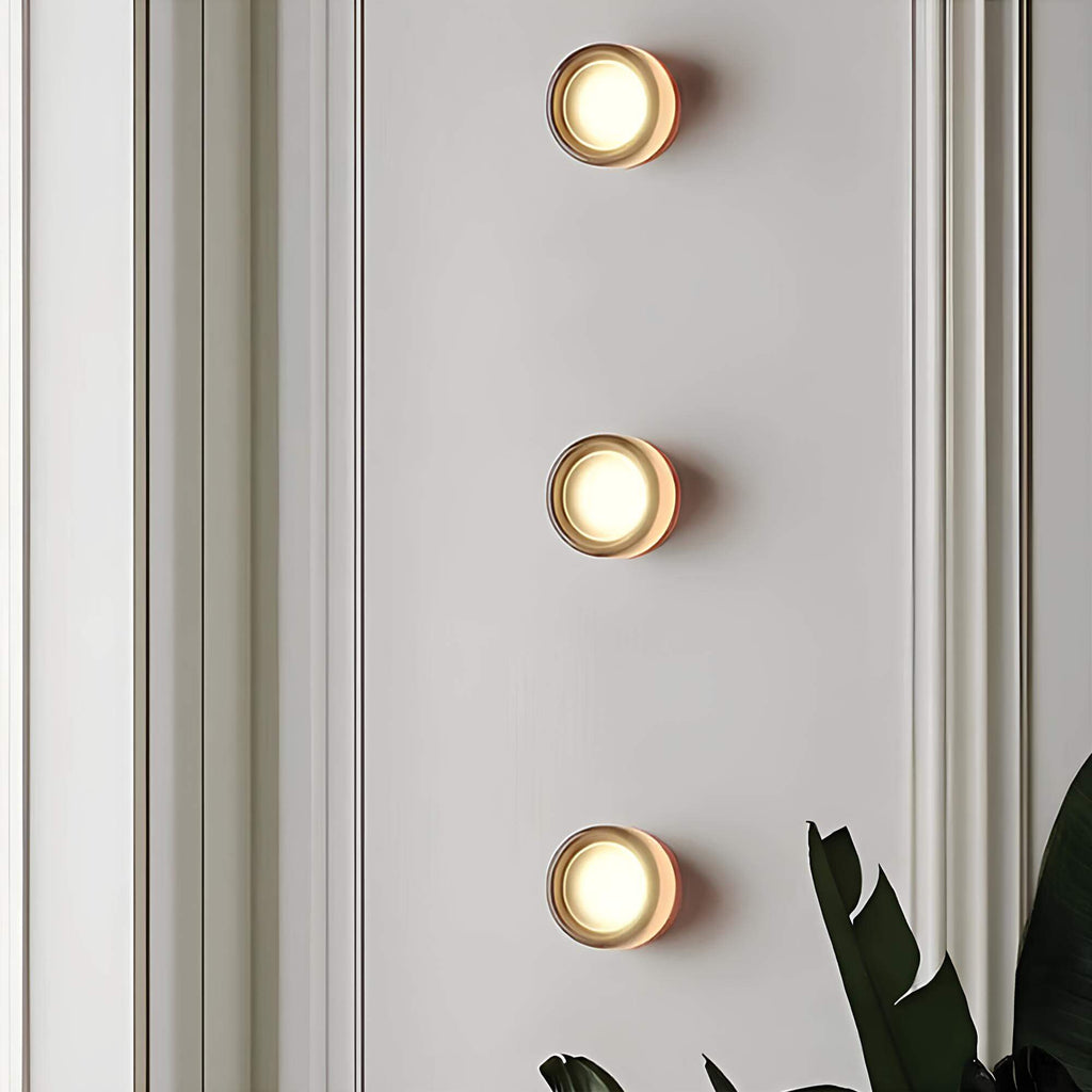 Elegant Wall Lamp for Contemporary Interior