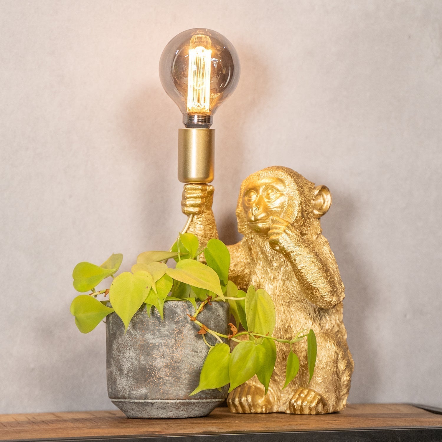 Luxury Gold Monkey Table Lamp - GoldenChimp