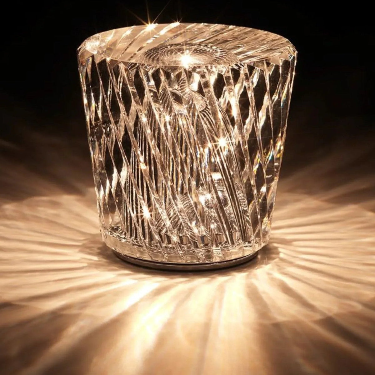Luxury Rechargeable Diamond Crystal Table Lamp - Lumière Diamond