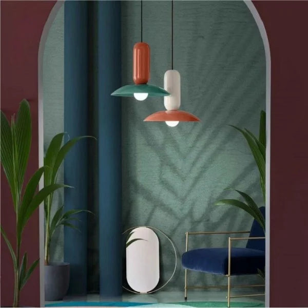 Pendant lamp in Cheerful Colors