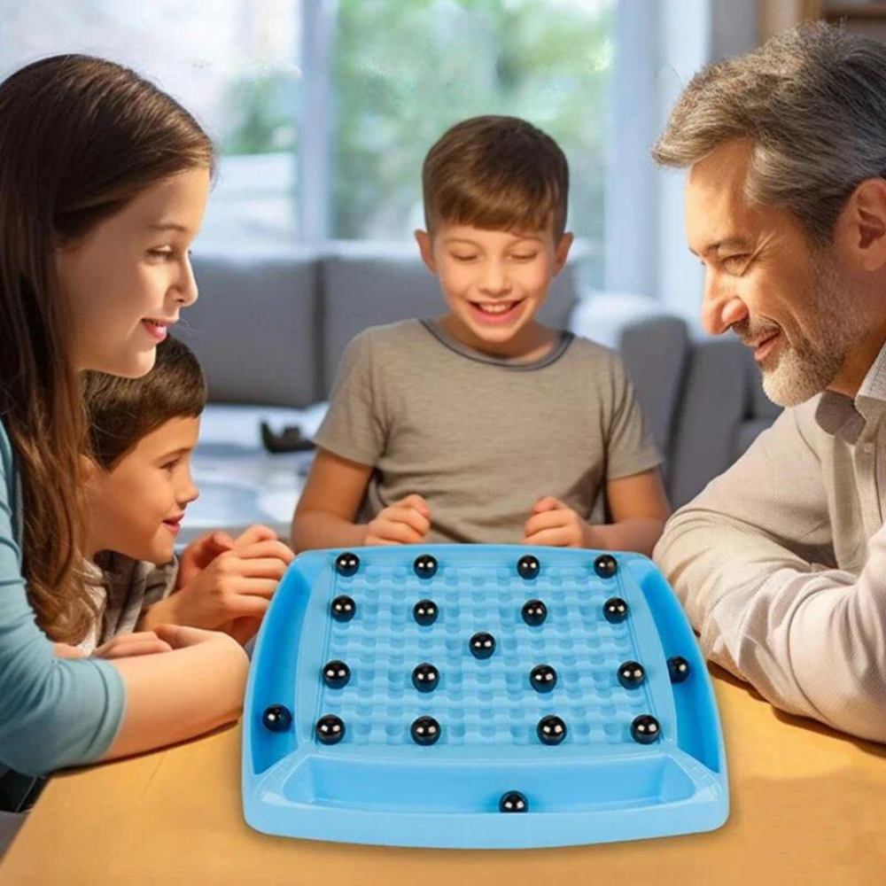 Magnetic strategy board game – GridMind