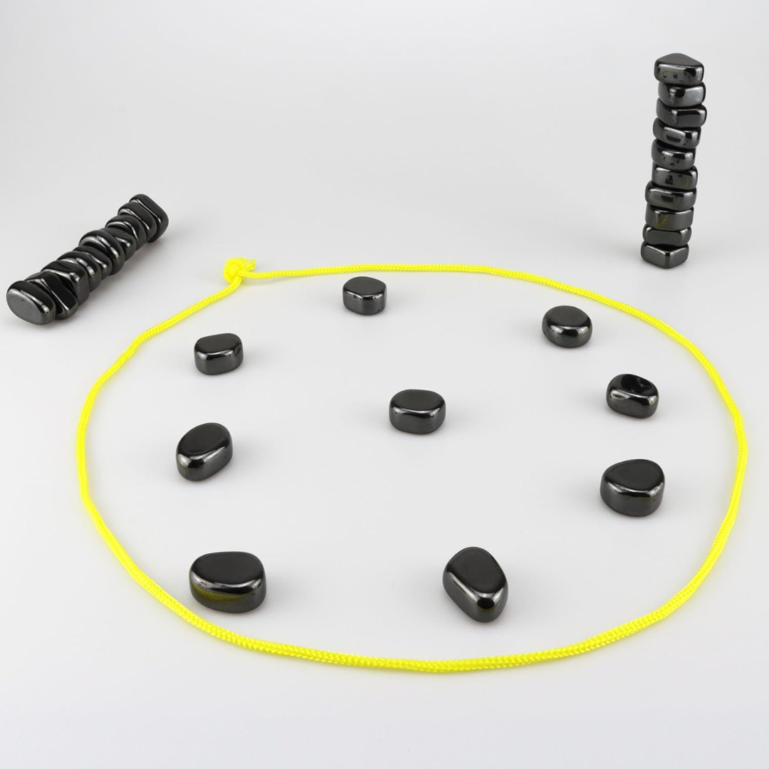 Magnetic Travel Chess Set for Smart Entertainment - CheckMate