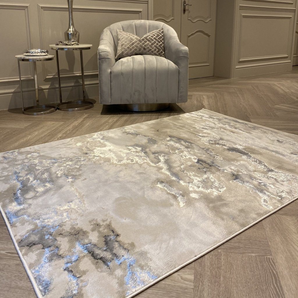 Elegance of marble rug Maia in shades of gray and silver!