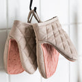 Finley – Heat-resistant silicone oven mitt in fish shape