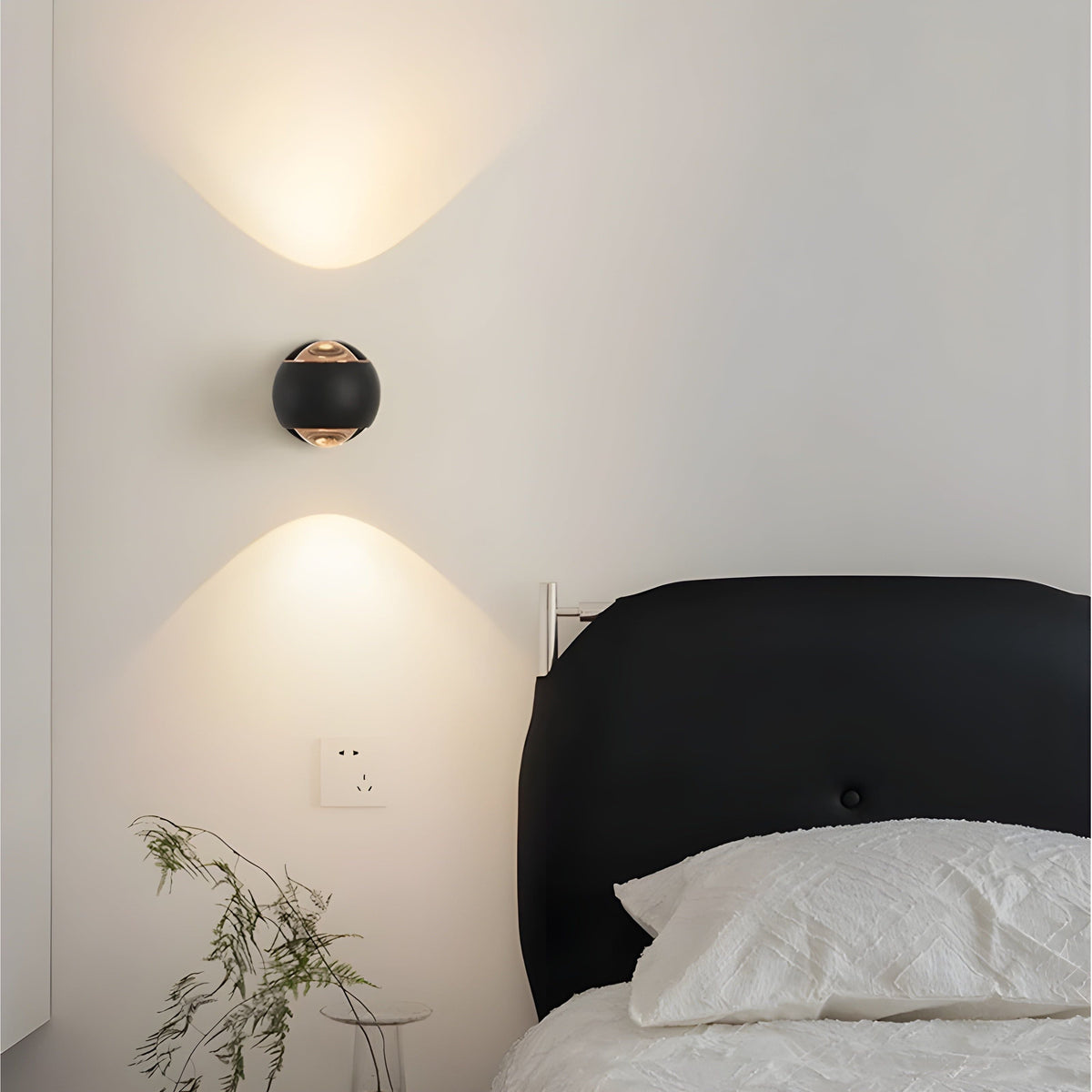 Light - Modern swivel indoor wall lamp