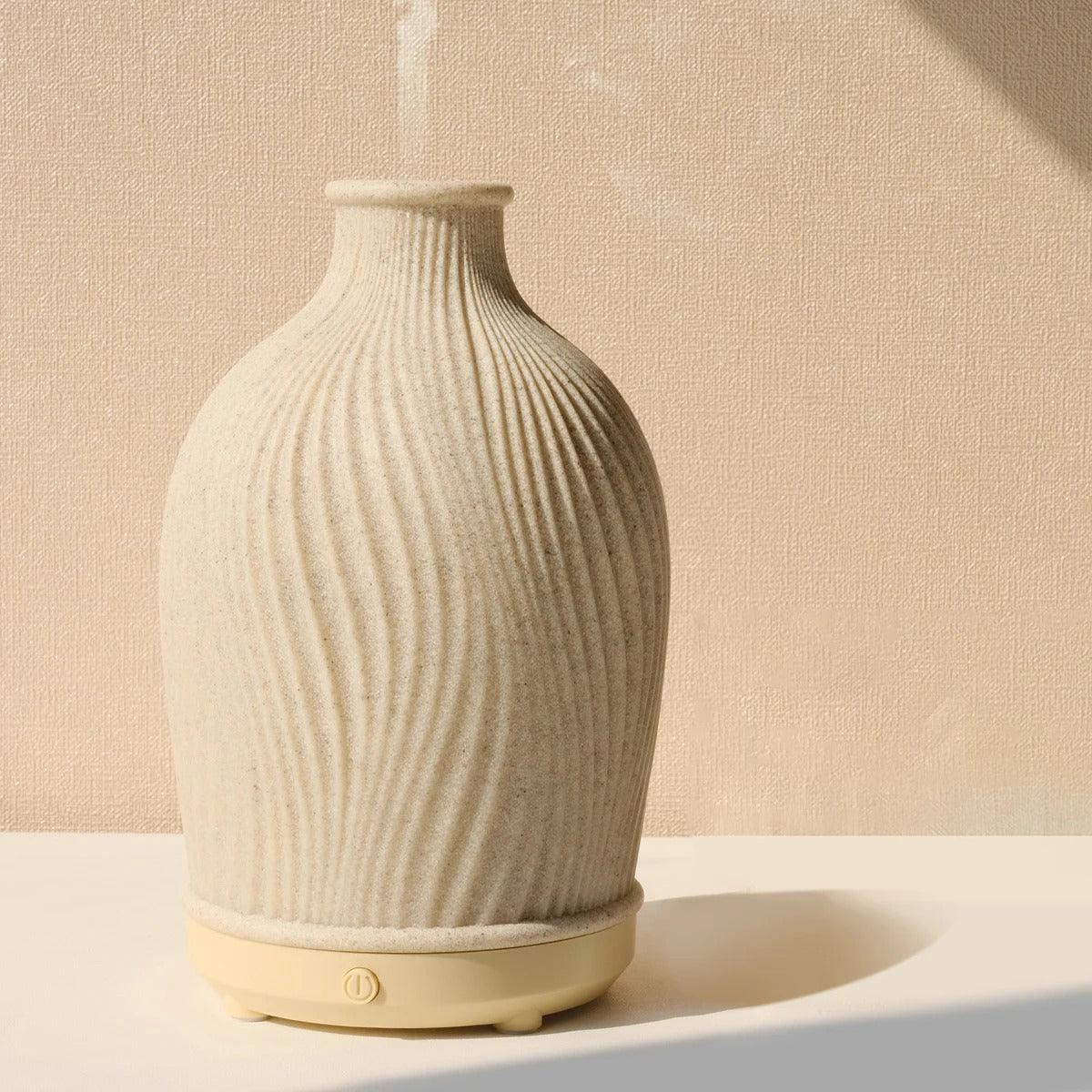 VaseMist – Ultrasonic Aroma Diffuser in Modern Vase Design (Resin)