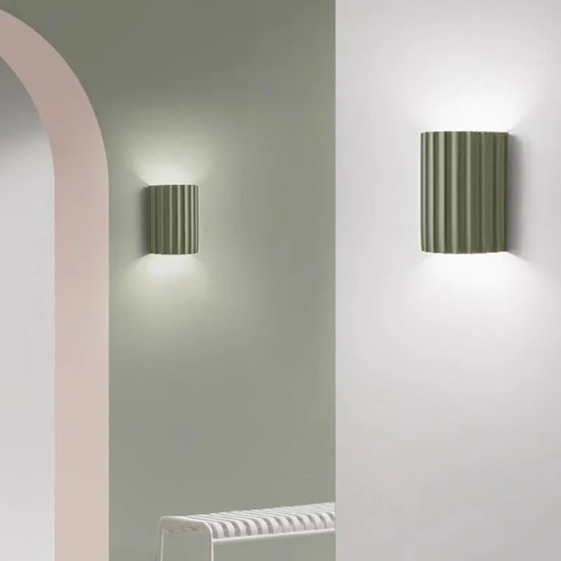 Minimalist Groove Wall Lamp | Resin, Up and Down