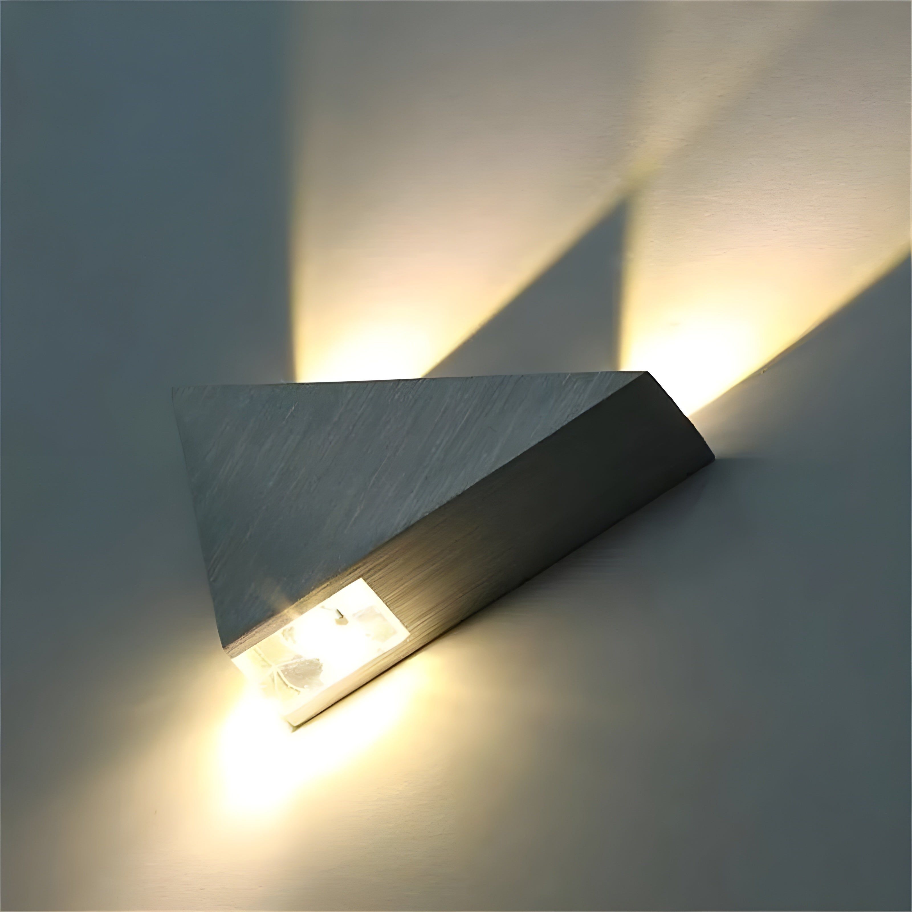 Light - Modern Triangle Wall Light LED Wall Light