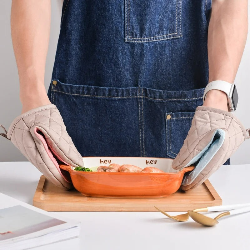 Finley – Heat-resistant silicone oven mitt in fish shape