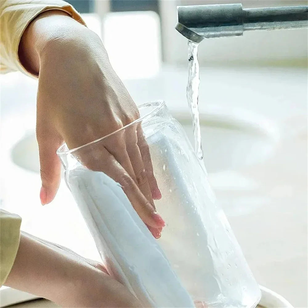 Glass coffee bean storage container with aroma protection lid for long-lasting freshness