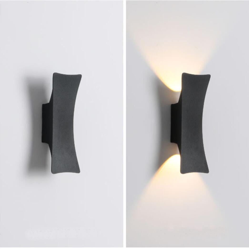 Elegant outdoor wall light made of aluminum
