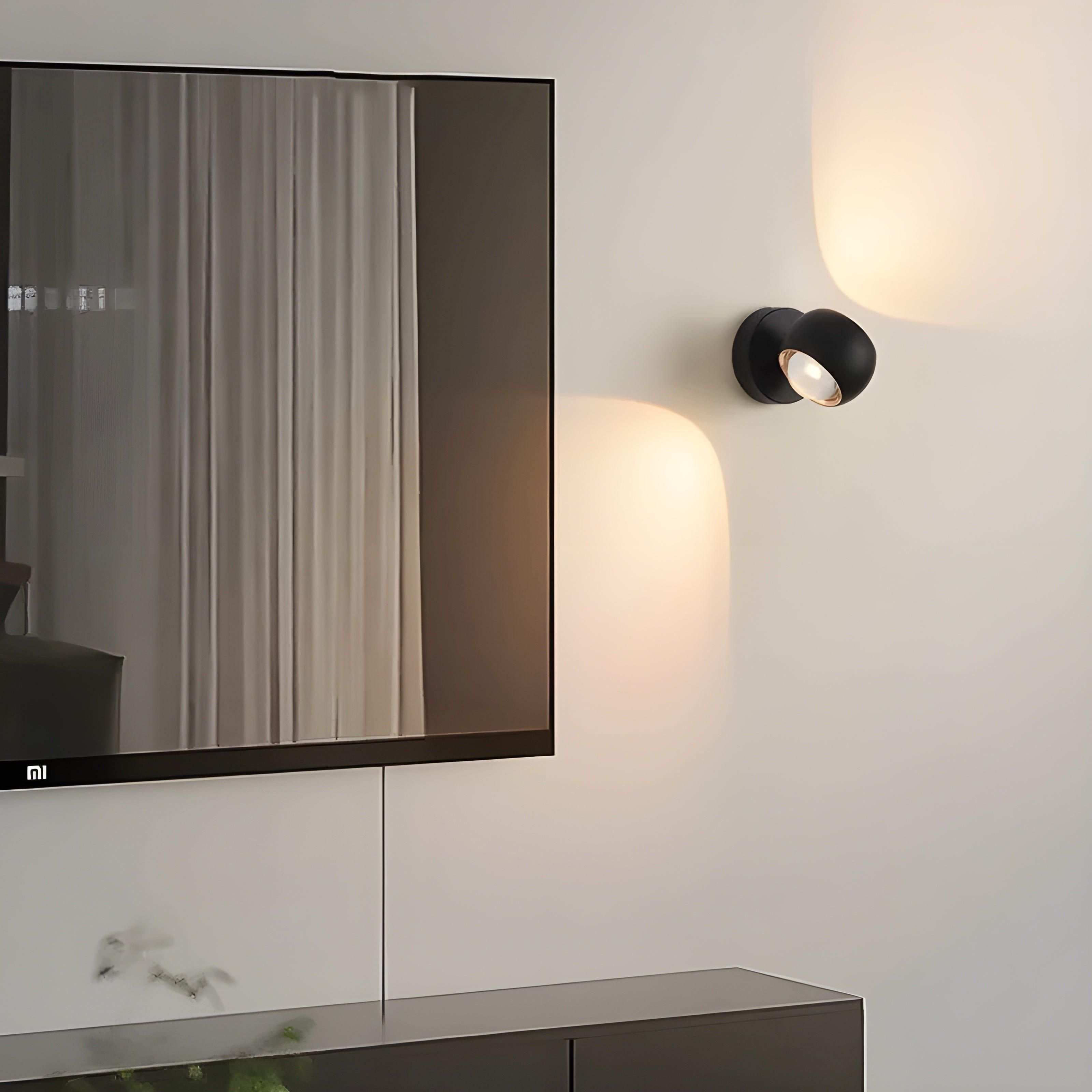 ModernEdge Light – Contemporary 360° Rotating Indoor Wall Light