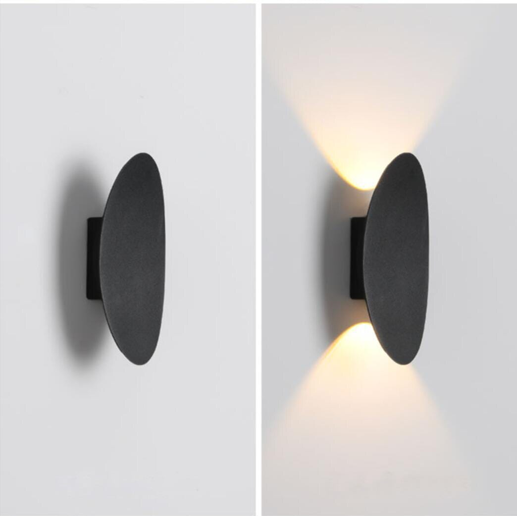 Elegant outdoor wall light made of aluminum