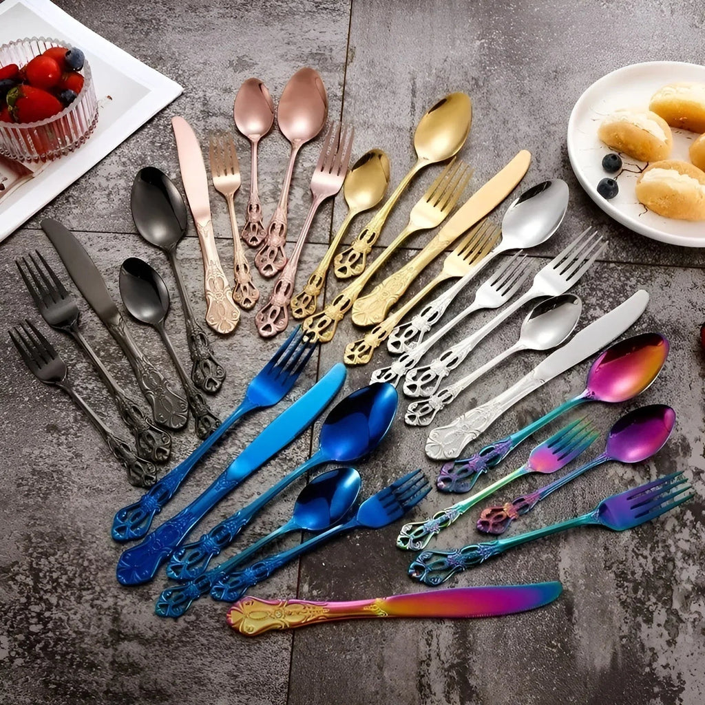 Luxurious 24-piece Gold Cutlery Set with Elegant Embellishment