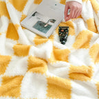 PandaComfort - Soft Fleece Blanket in Yellow and White