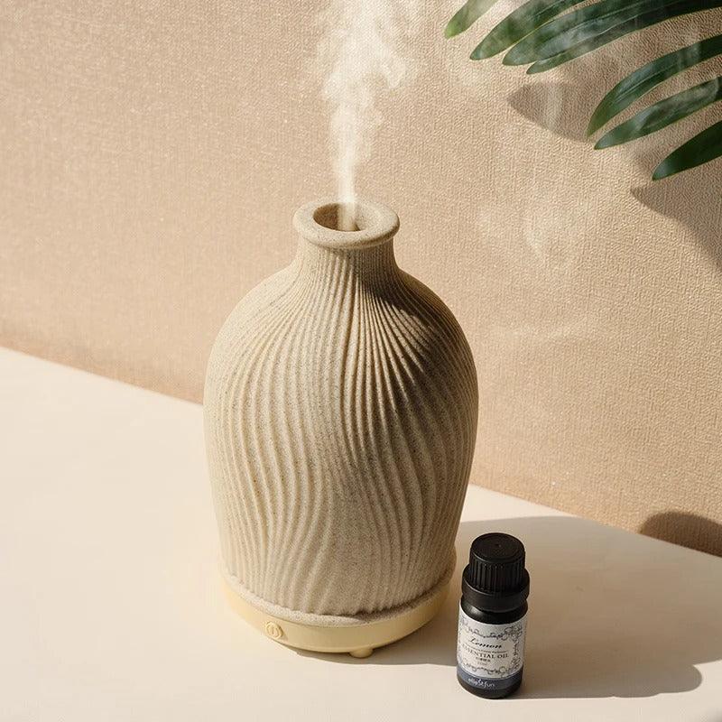 VaseMist – Ultrasonic Aroma Diffuser in Modern Vase Design (Resin)