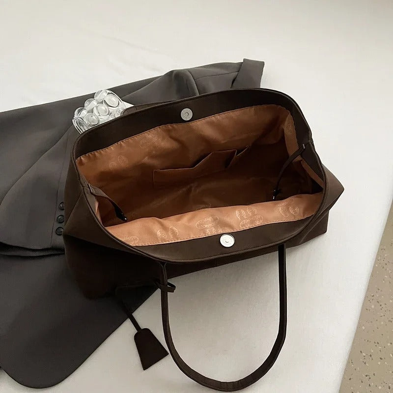 Nakoo Luxe Tote Bag | Stylish and spacious bag for daily essentials