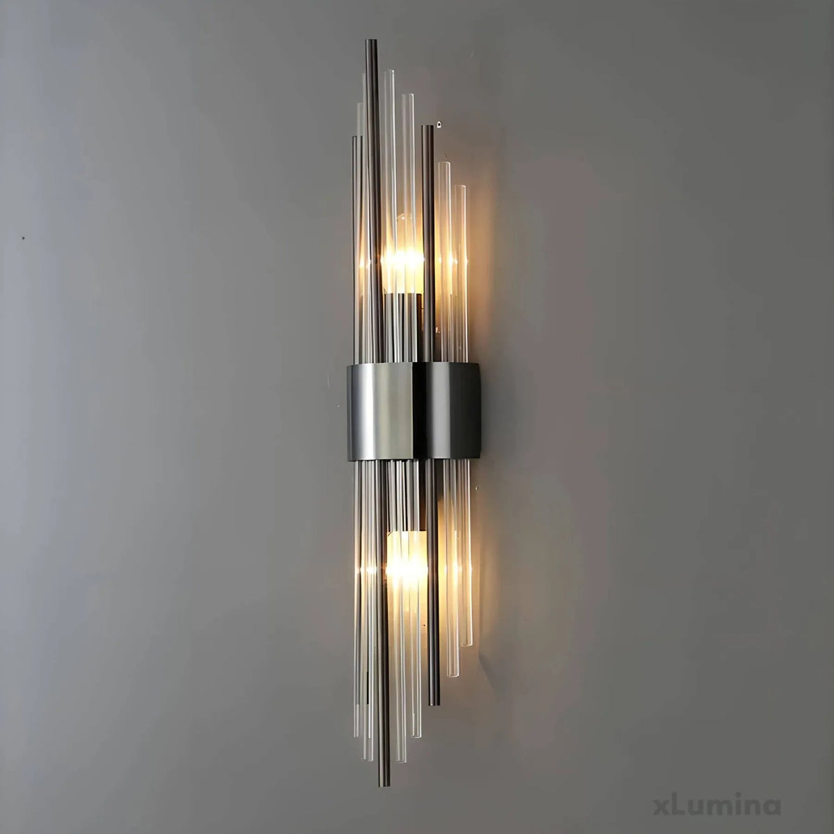 Wall lamp with crystal decoration