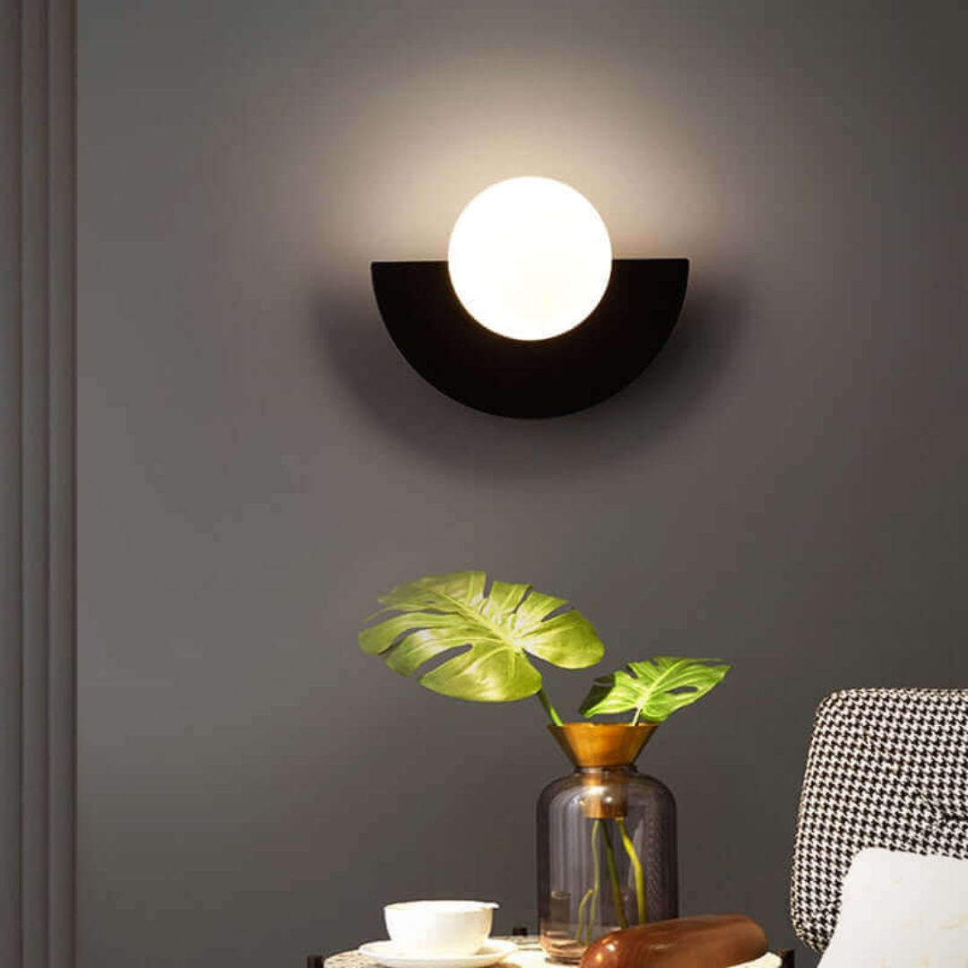 Metal Half Moon Wall Lamp - LunaMetal