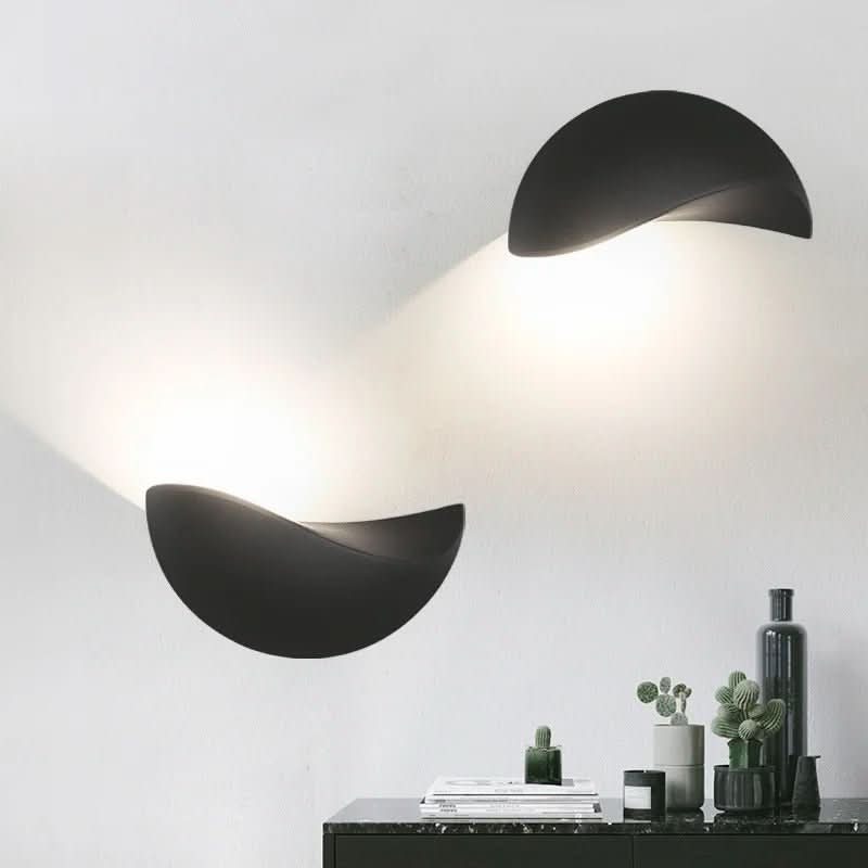 Minimalist Half-Round LED Wall Light – Modern Indoor/Outdoor Lamp