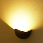 Minimalist Half-Round LED Wall Light – Modern Indoor/Outdoor Lamp