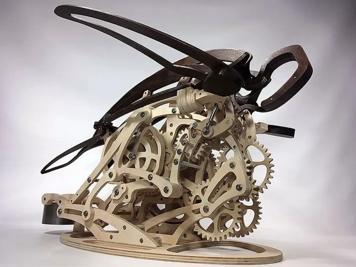 3D Wood Mechanical Hummingbird and Wood Mechanical Turtle