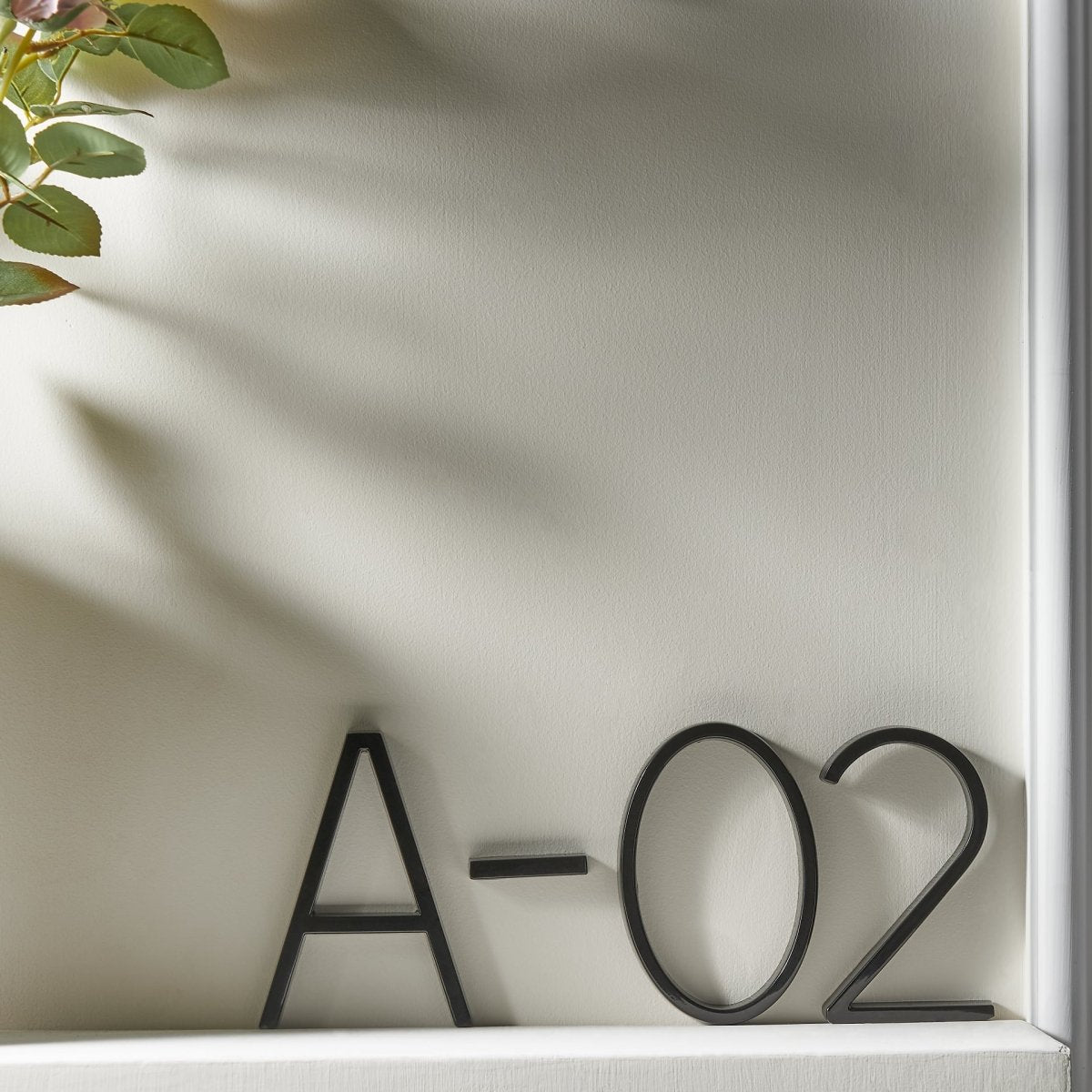 Modern House Numbers – 3D Floating Effect & Weatherproof Zinc Alloy Design