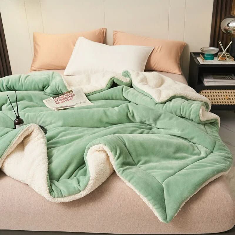 Reversible Sherpa Fleece Blanket for Bed and Sofa