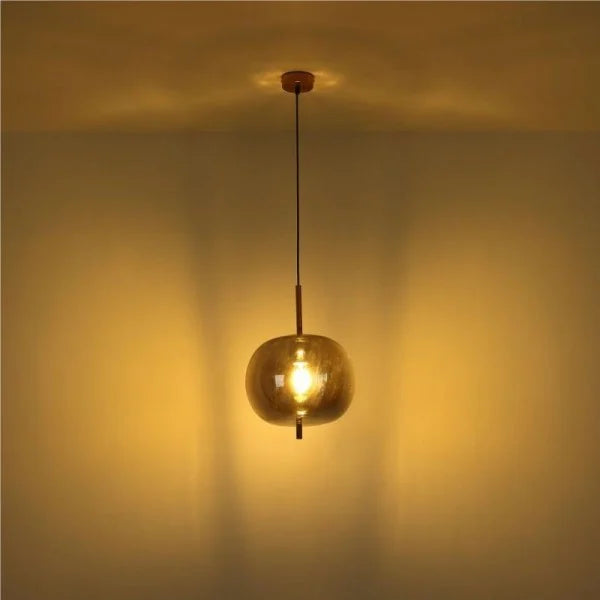 Modern lamp for sophisticated spaces