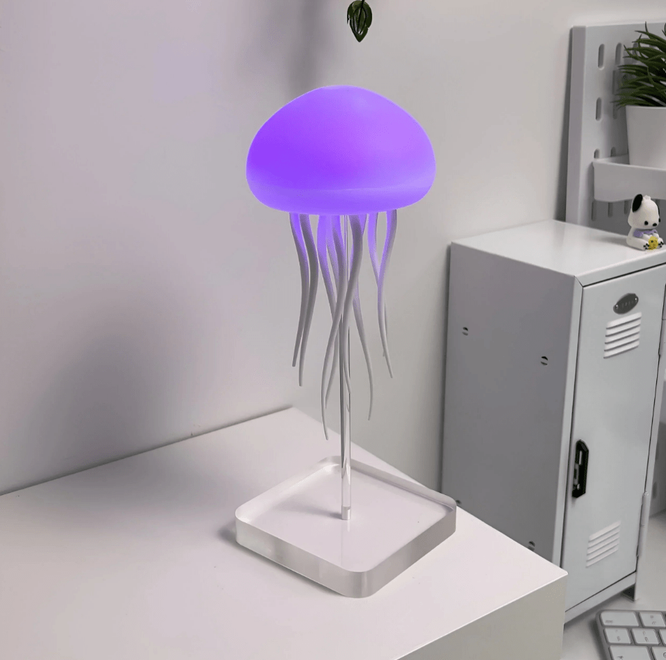 Minimalist magic of moving light