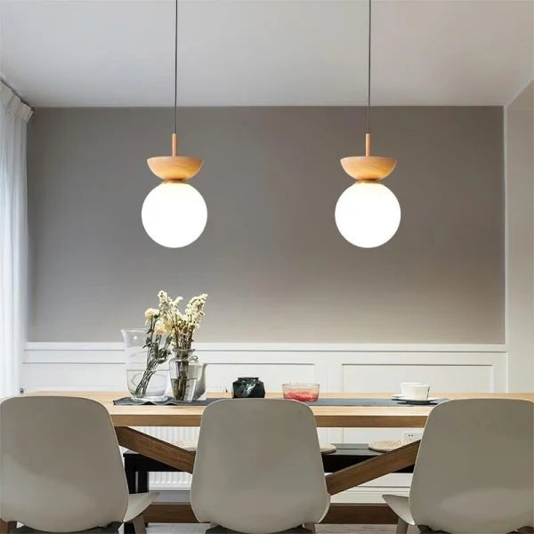The warmth of wood and the simplicity of Scandinavian design