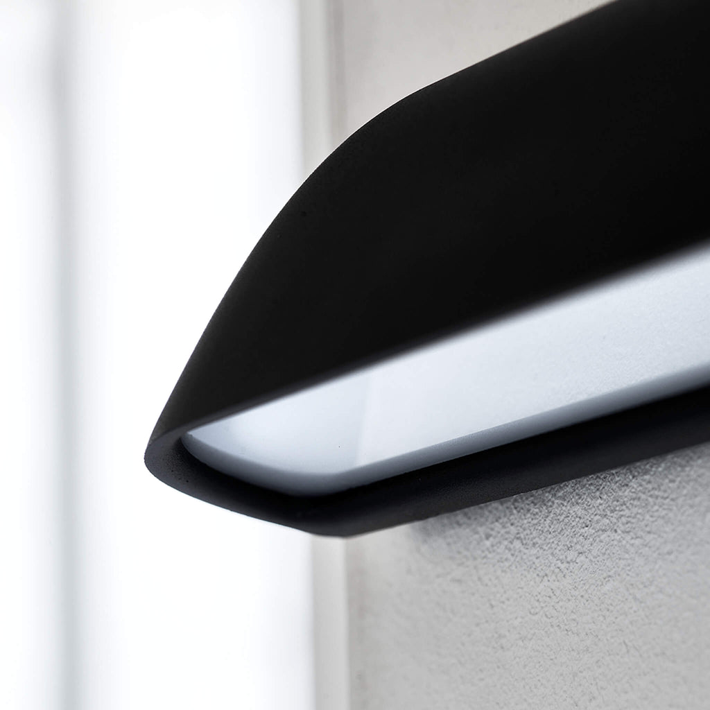 Black LED Wall Lamp - Ideal for Outdoors and Indoors