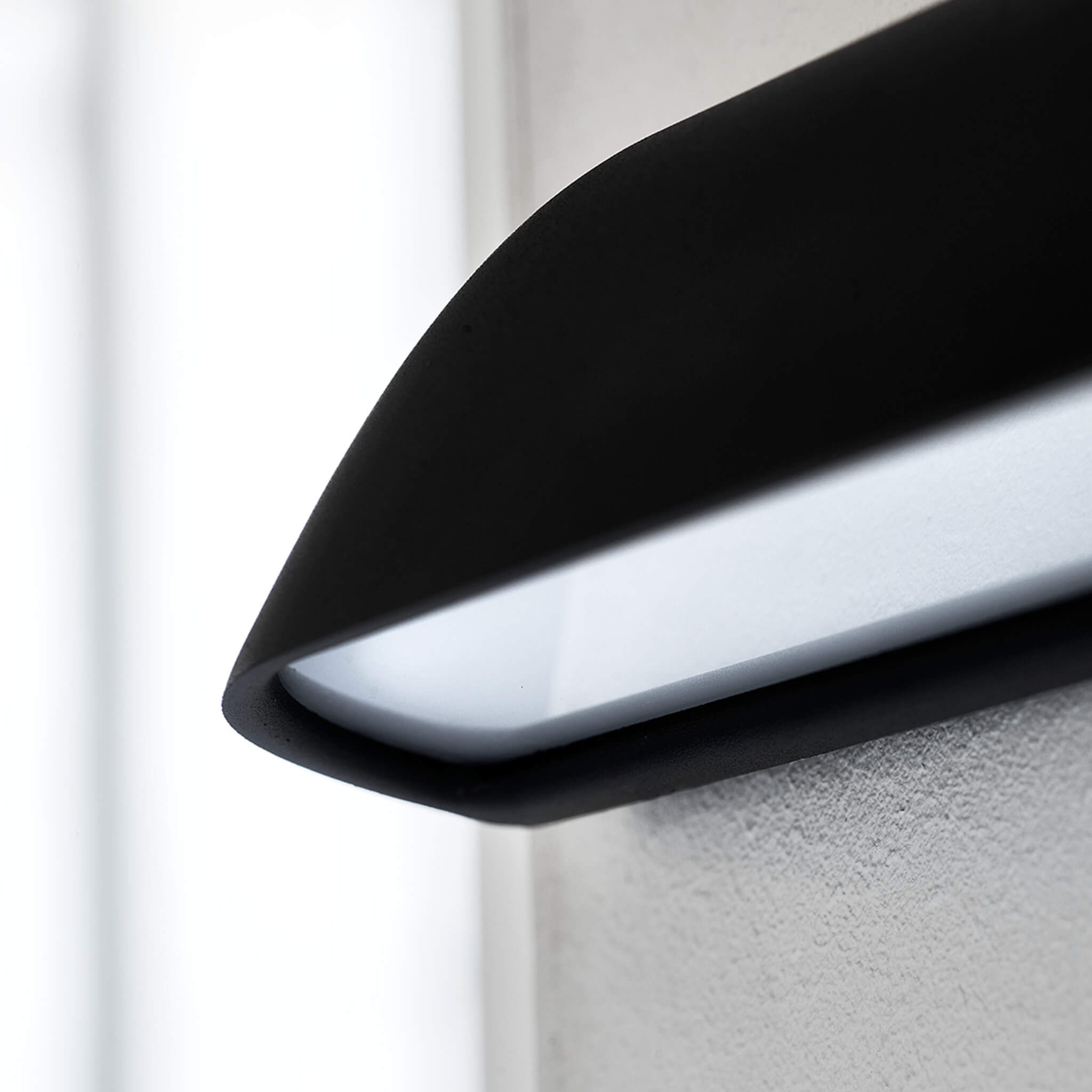 Black LED Wall Lamp - Ideal for Outdoors and Indoors