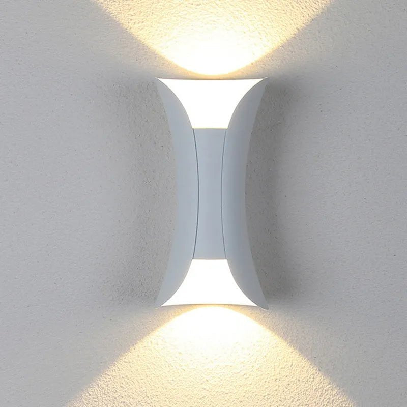 LUXEFLARE – Weatherproof Curved LED Wall Lamp for Modern Outdoor Spaces