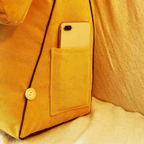 Luxurious and elegant reading pillow
