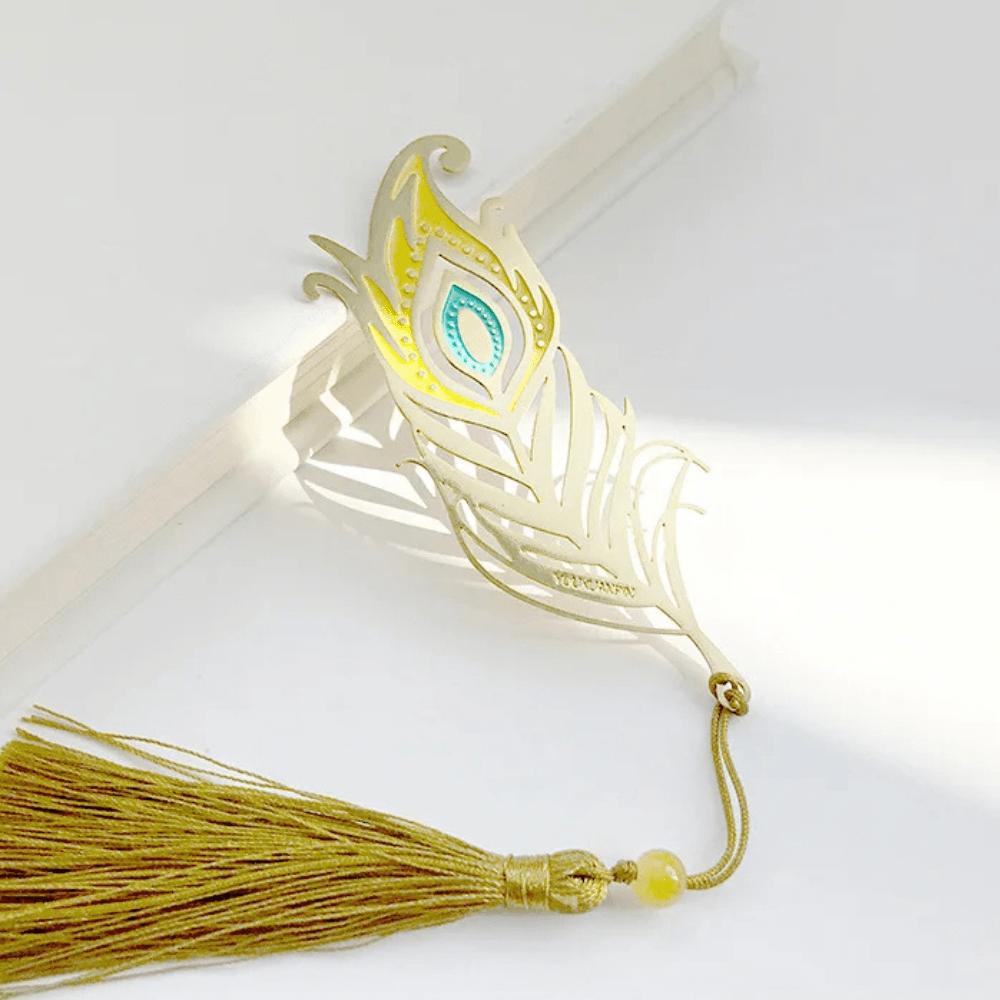 Bookmark made of metal | Peacock feathers