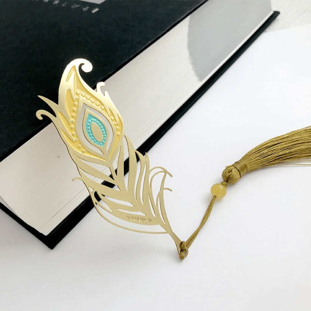 Bookmark made of metal | Peacock feathers