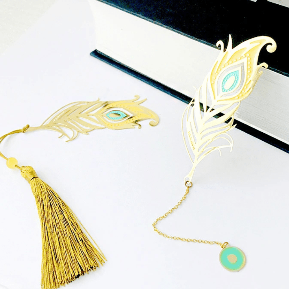 Bookmark made of metal | Peacock feathers