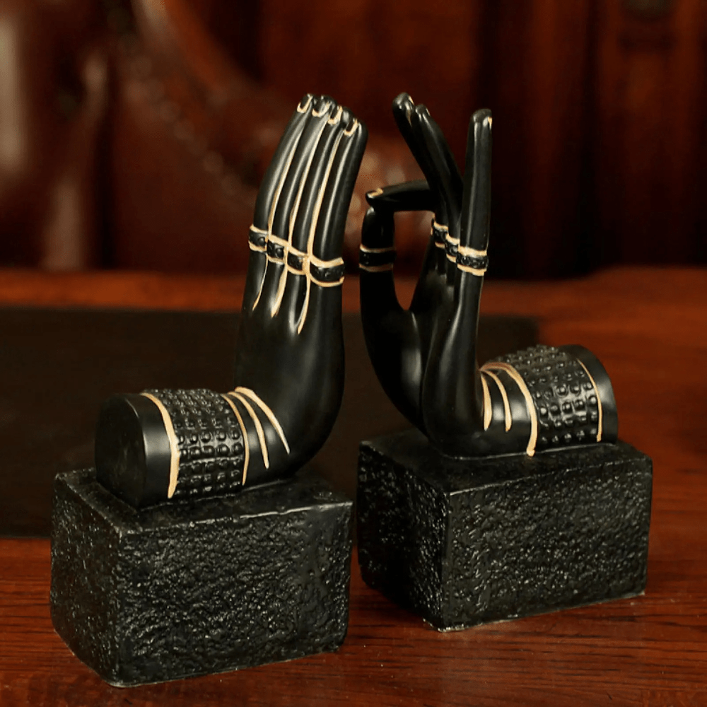 Bookend Design made of resin | Black hands