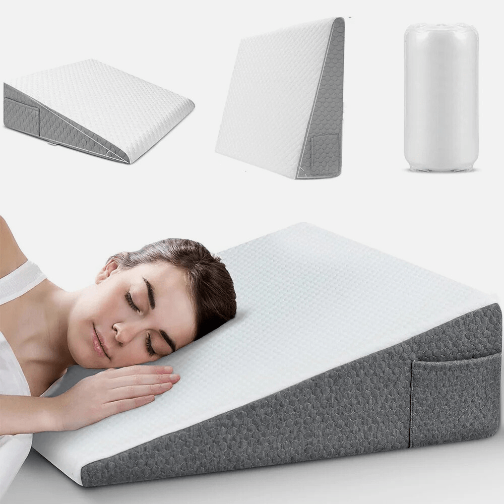Relaxing triangular reading pillow