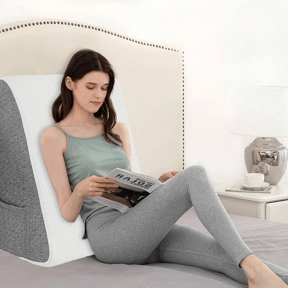Relaxing triangular reading pillow